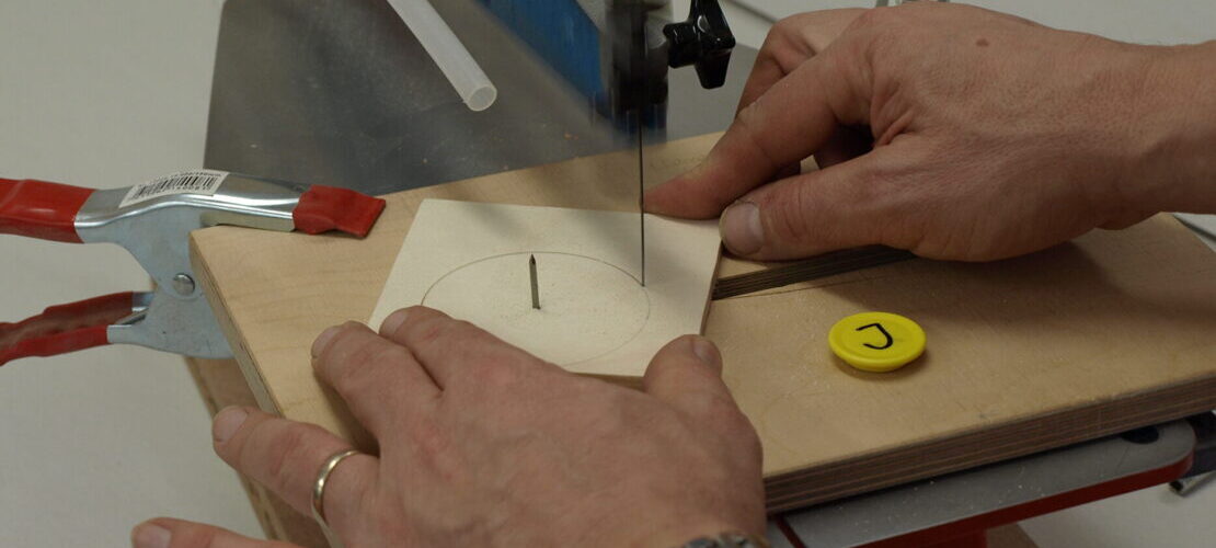 Sägehilfe für Räder