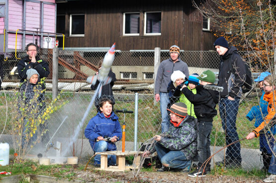 Tüftelwettbewerb PET-Wasserrakete